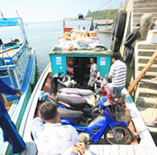 The public ferry to Koh yao noi