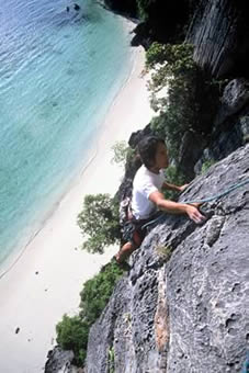 Rock Clilmbing Phi Phi