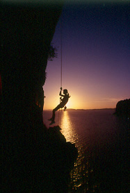 railay beach climbing