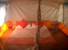 Luxury tents on Loaliang