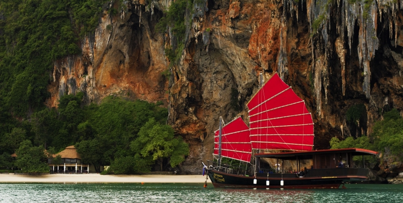 Sailing Junk Cruise, Phranang Beach, Railay